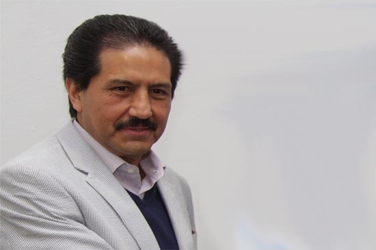 Alfonso Esparza, nuevo secretario general de la BUAP