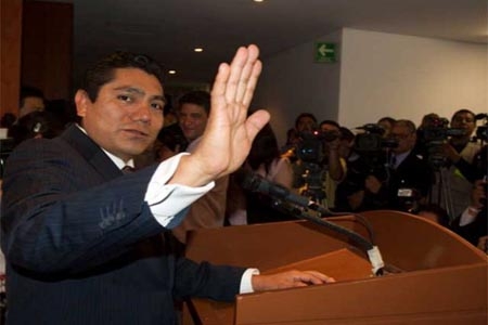 Arrecia pugna en bancada del PAN en el Senado