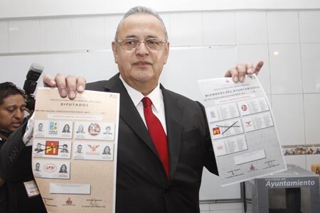 Aunque declinó por él, Ceballos revela que no votó por Agüera