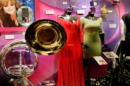 Museo del Grammy abre expo dedicada a Jenni Rivera