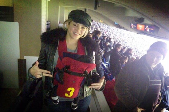 Shakira y Milan vieron el gol de Piqué en el Camp Nou