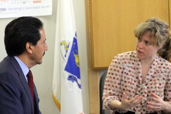 Rector de la BUAP se reúne con directora de Educación de Massachusetts