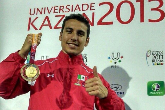 Mexicano impone récord en salto de longitud en Universiada de Kazán