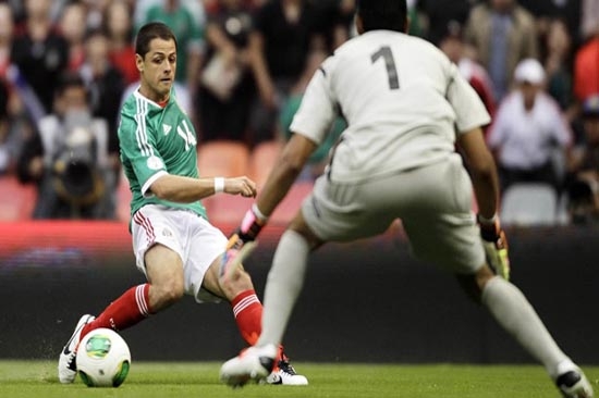 México sumó ante Costa Rica otro empate sin goles rumbo a Brasil 2014