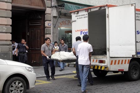 Hombre se suicidó en domicilio del centro de Puebla