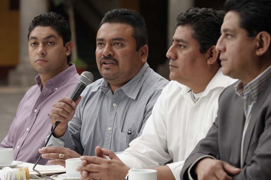 Ayuntamientos de Puebla se amparan ante cobros excesivos de la CFE