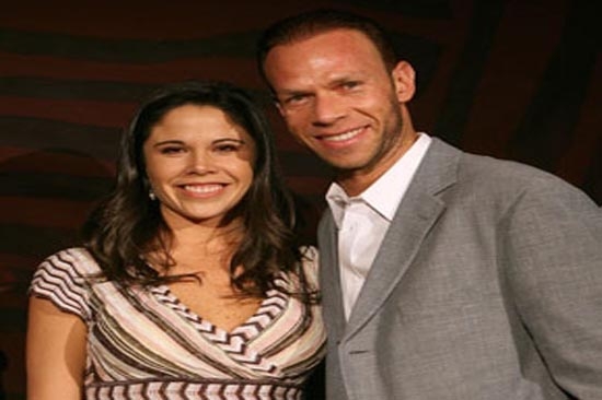 Paola Rojas y Zague esperan a su primer hijo