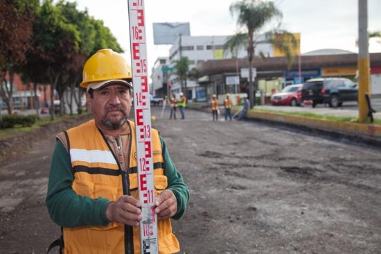 Ayuntamiento de Puebla inicia pavimentación con concreto hidráulico en 11 Sur