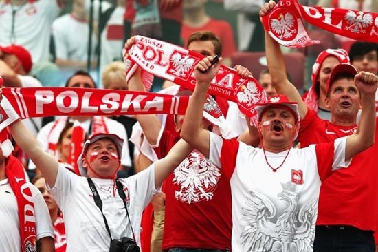 Rep. Checa vs Grecia y Polonia vs Rusia en la Euro 2012