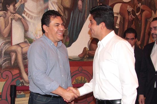 Rivera y Pacheco acuerdan incremento salarial de 4%
