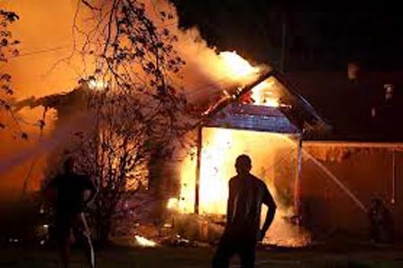 Texas: van al menos 35 muertos por explosión en planta de fertilizantes