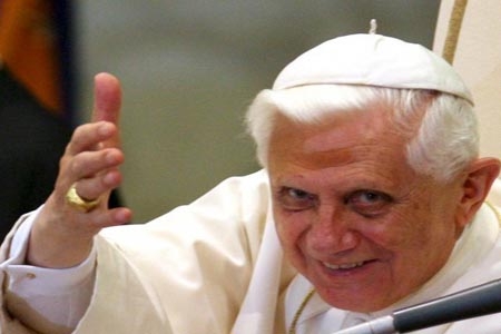 Benedicto XVI llega a tierra mexicana