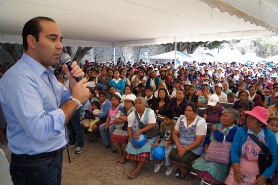 Aguilar Chedraui empieza a promoverse en juntas auxiliares