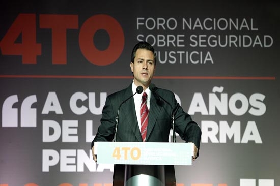 Peña Nieto promete materializar en todo el país el sistema de justicia penal adversarial y oral