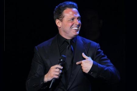 Luis Miguel abrirá 2013 con diez presentaciones en México