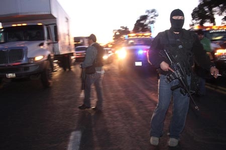 Balaceras en Atlixco: un policía y dos secuestradores heridos