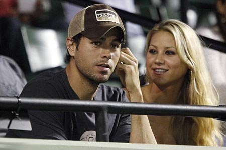 Enrique Iglesias y Ana Kournikova construyen su mansión