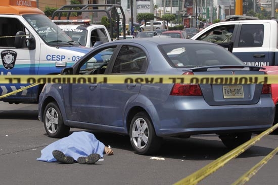 UDLAP exige esclarecer crimen de ex alumno