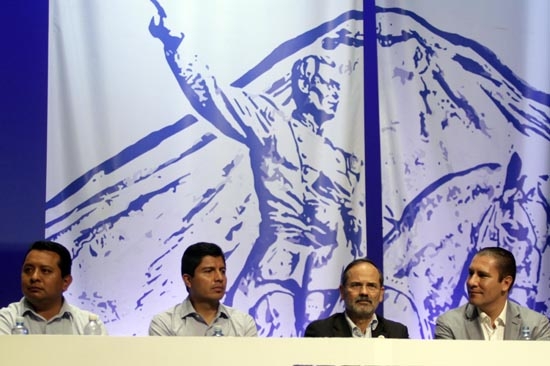 PRI Puebla tiene pánico: Gustavo Madero