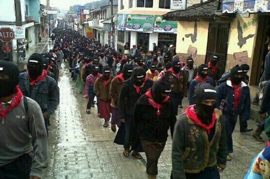 EZLN reaparece en Ocosingo con marcha silenciosa