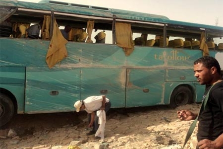 Últimos mexicanos accidentados en Egipto viajan hacia México