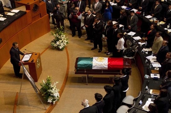 Senado rindió homenaje póstumo a Alonso Lujambio