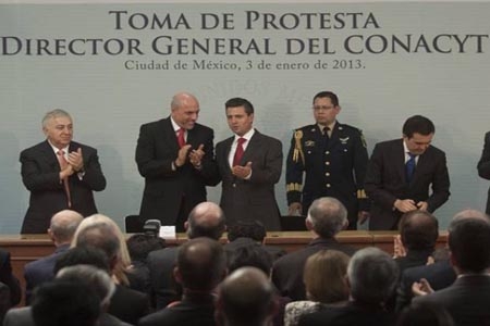 EPN promete triplicar inversión en ciencia y tecnología