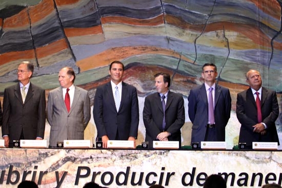 Moreno Valle apoya la extracción de petróleo de forma sustentable