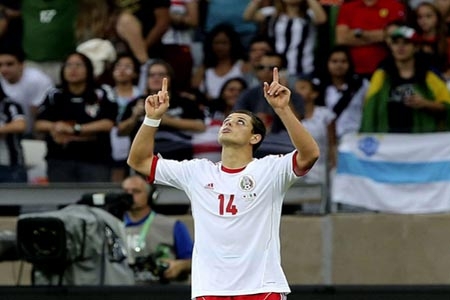 Chicharito, tercer mejor goleador del Tri