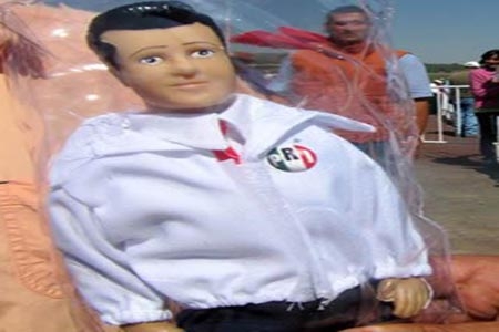 Peña Nieto se convierte en Qui-Ken