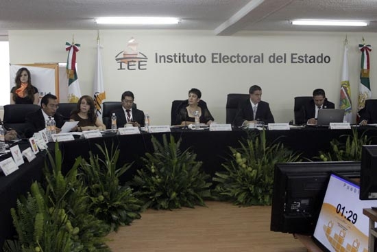 IEE en sesión permanente; partidos reportan incidentes menores