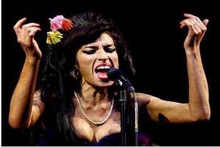 Amy Winehouse, su última canción recaudará fondos