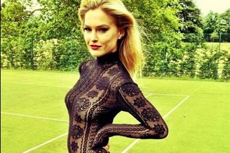 Bar Refaeli presume su cuerpo en Twitter