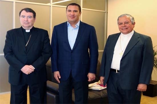Moreno Valle se reúne con el nuncio Christophe Pierre