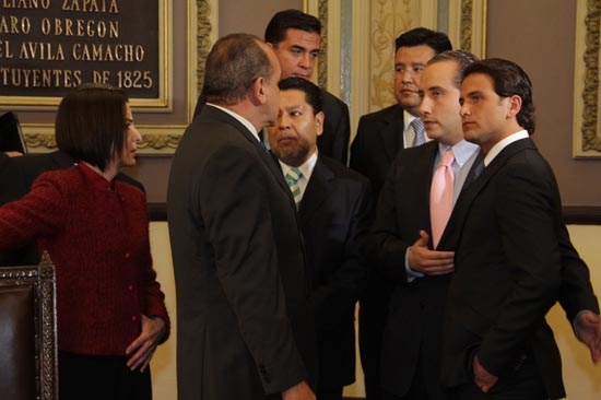 PRI y Compromiso por Puebla se divorcian en el Congreso por elección 2013