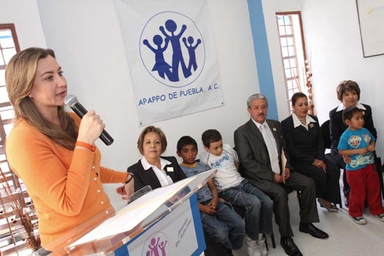 Martha Erika Alonso fue nombrada presidenta honoraria de la APPAPO