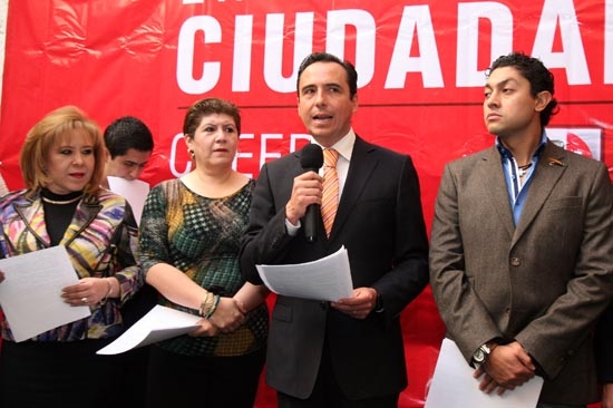 PRI se lanza contra el gobierno de Moreno Valle