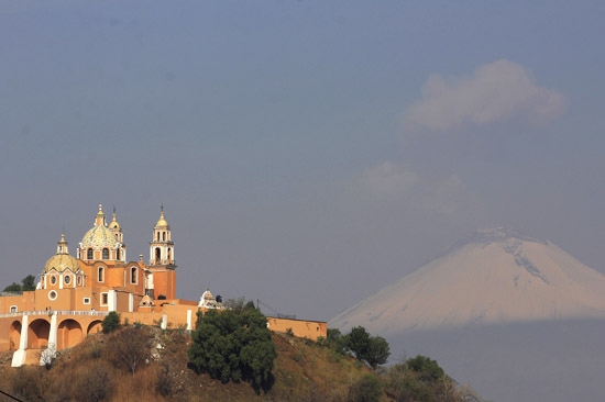 Popocatépetl: 67 exhalaciones, ceniza e incandescencia en las últimas horas
