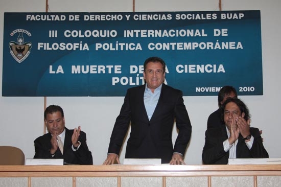 BUAP inauguró foro de Filosofía Política en la Facultad de Derecho