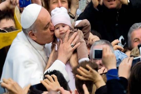 Pederastia es la vergüenza de la iglesia, reconoce Papa Francisco