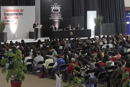 Ibero Puebla realizó ceremonia de inauguración de cursos 2012