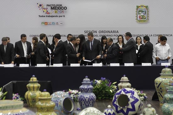 PRI acusa intromisión de RMV; el gobernador revira: “Desconocen ley electoral”