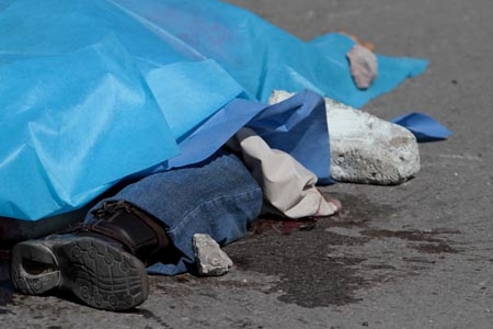 Mujer muere arrollada por una camioneta en el Periférico