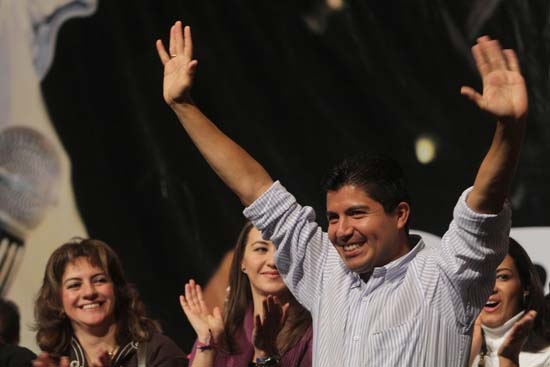 Rivera promete desterrar la corrupción