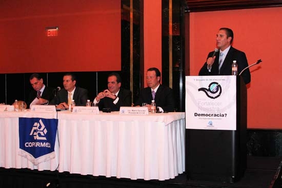 Moreno Valle expone retos de los nuevos gobiernos estatales ante la COPARMEX