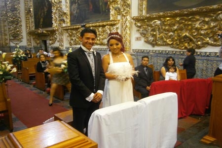 Adela y José Luis, votos de amor en la Capilla del Rosario