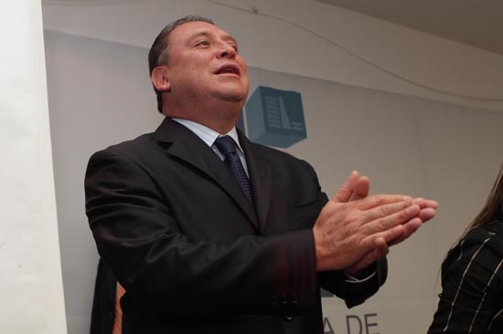Oficializa Néstor Gordillo salida de Sedeso; va por diputación
