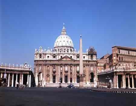Banco del Vaticano acusado de lavar dinero
