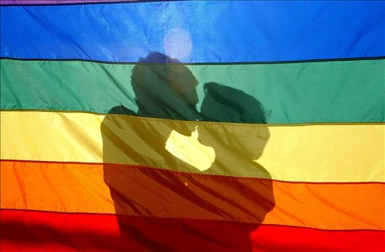 Transexuales de todo el país podrán obtener acta de nacimiento en el DF