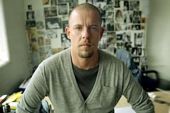 Alexander Lee McQueen heredó fortuna a sus perros